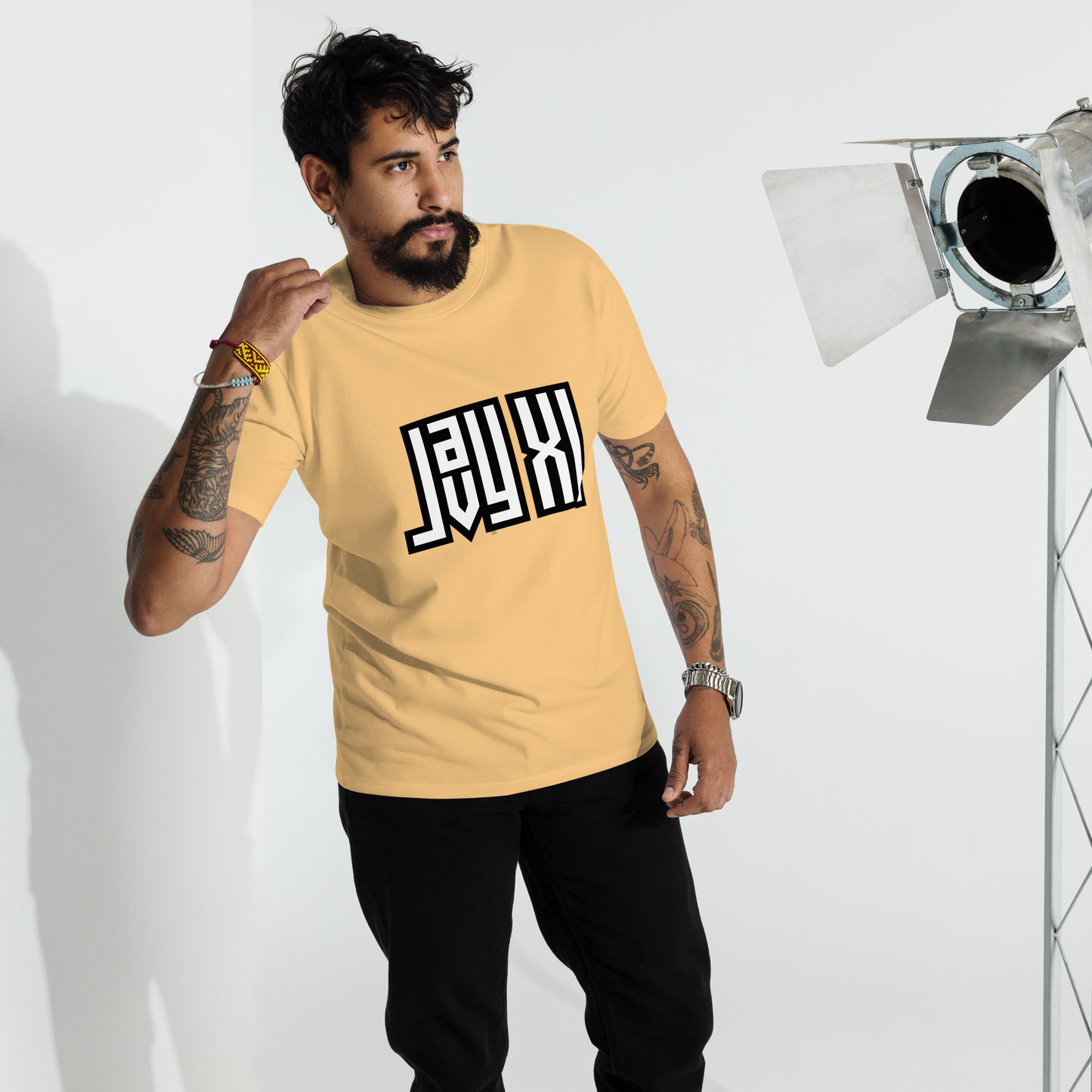 Javy XI - Classic Tee