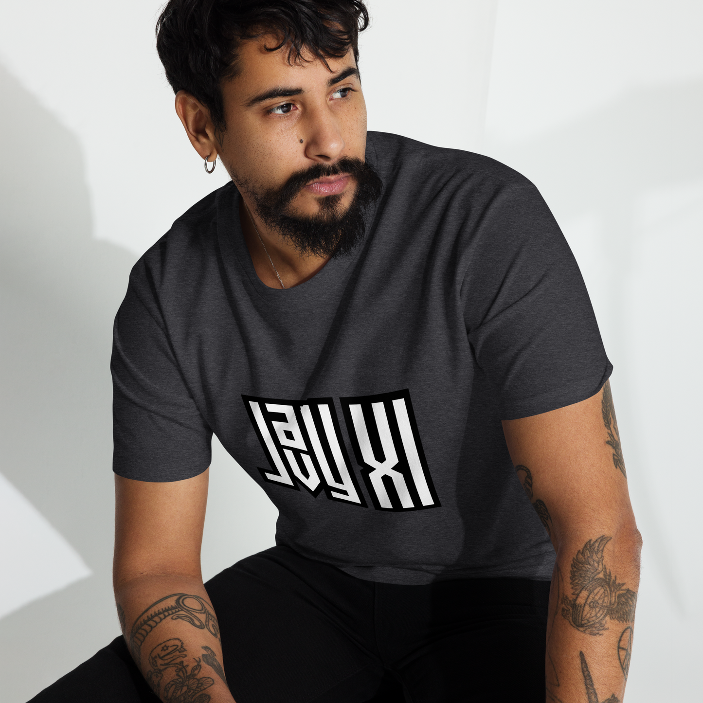 Javy XI - Classic Tee