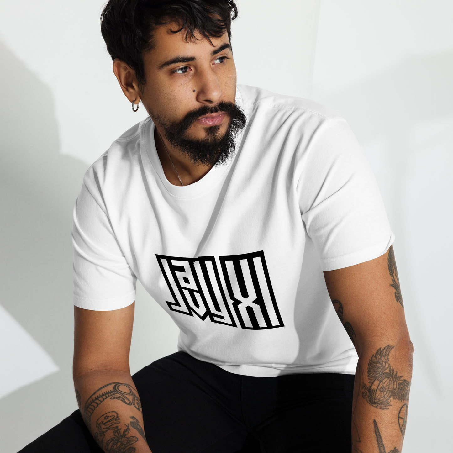 Javy XI - Classic Tee